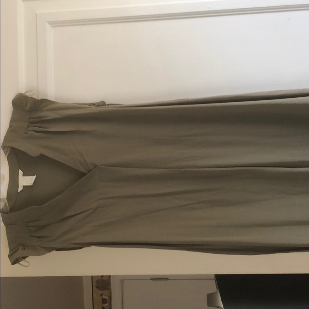 H & M light green dress